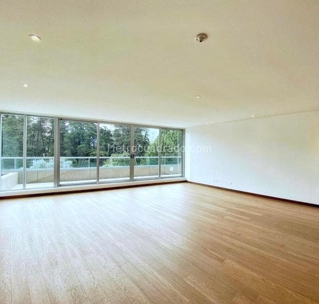 Apartamento en Chicó Reservado (mcd)