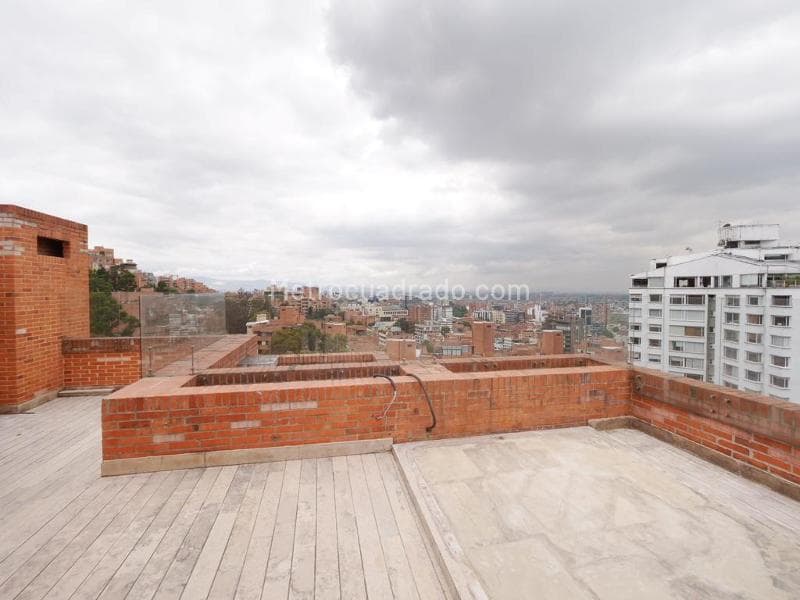Apartamento en Altos del Retiro
