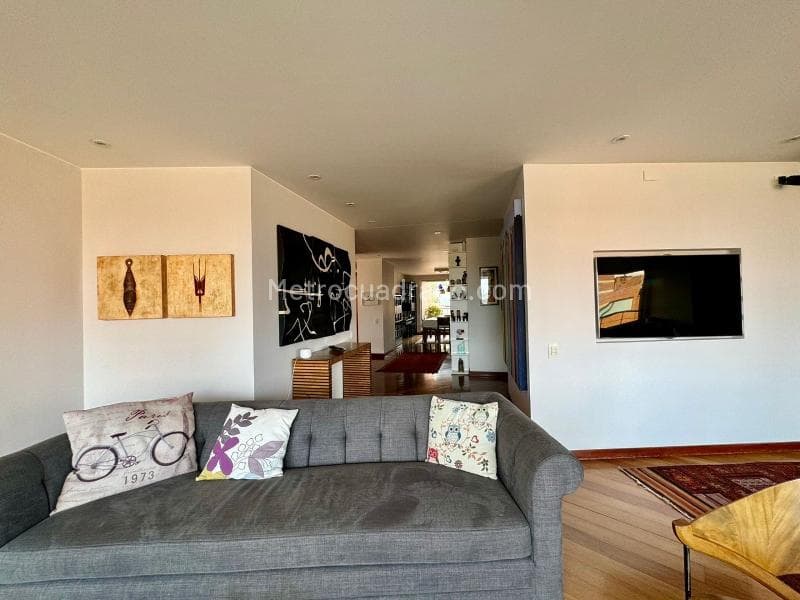 Apartamento en Los Rosales, foto 5 de 17