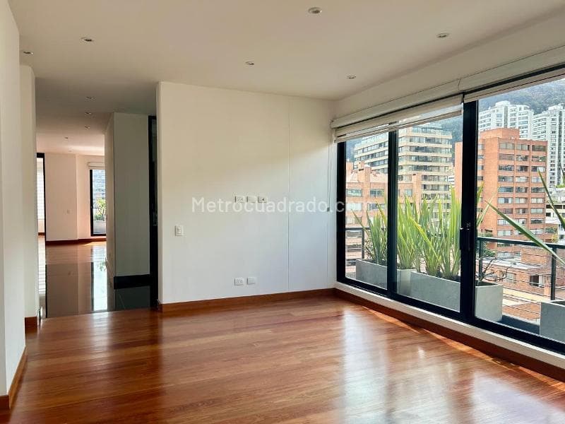 Apartamento en El Nogal, foto 3 de 20