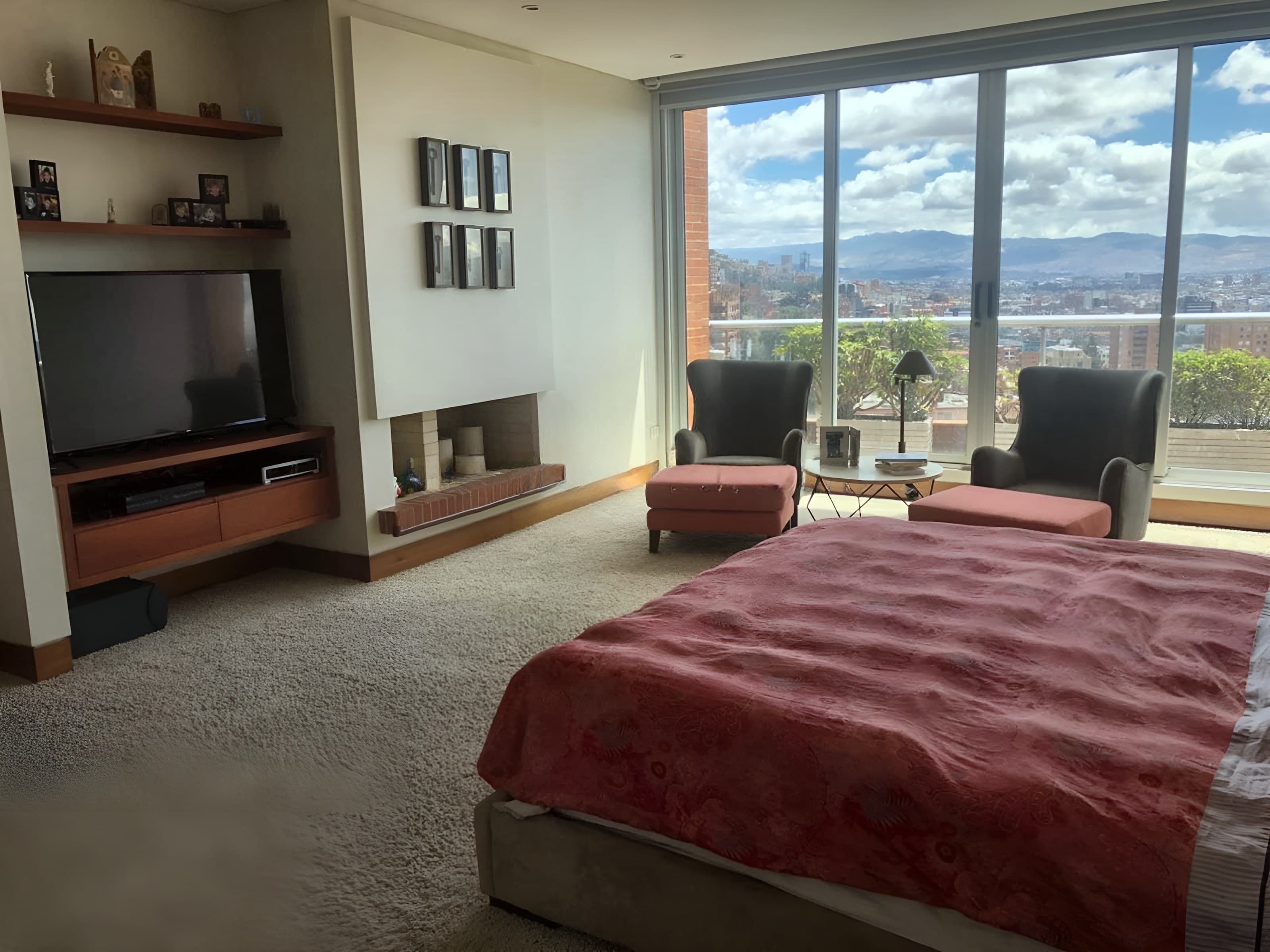 Apartamento en Rosales Bella Vista, foto 2 de 17
