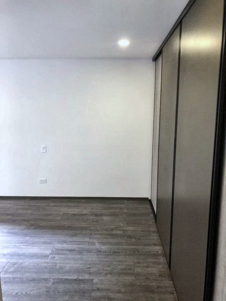 Apartamento en Santa Bárbara Central, foto 4 de 15