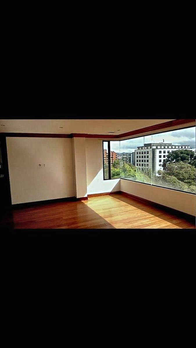 Apartamento en Bogotá| Sector La Cabrera, foto 4 de 14