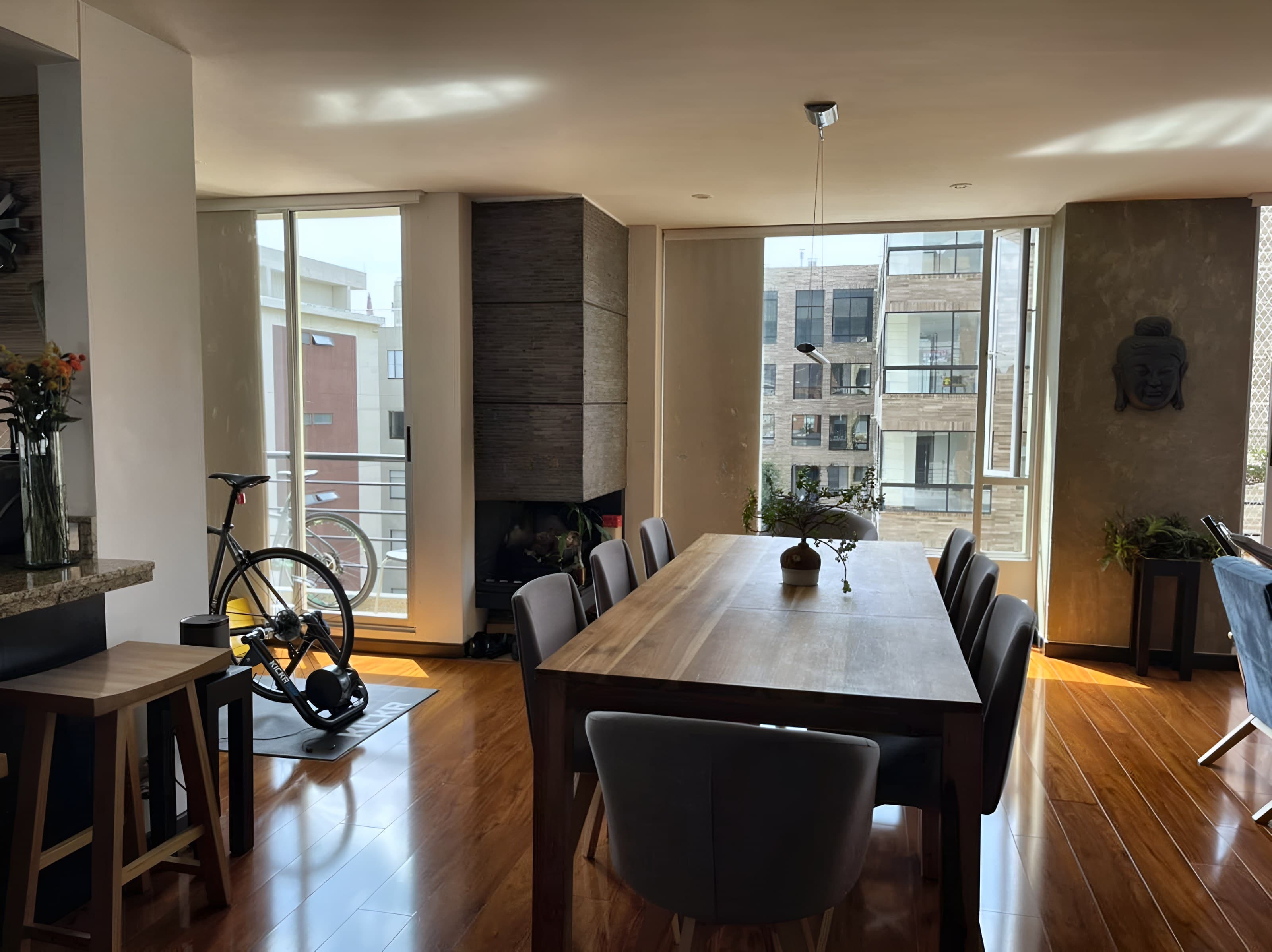 Apartamento en Chicó Santa Bárbara, foto 2 de 17